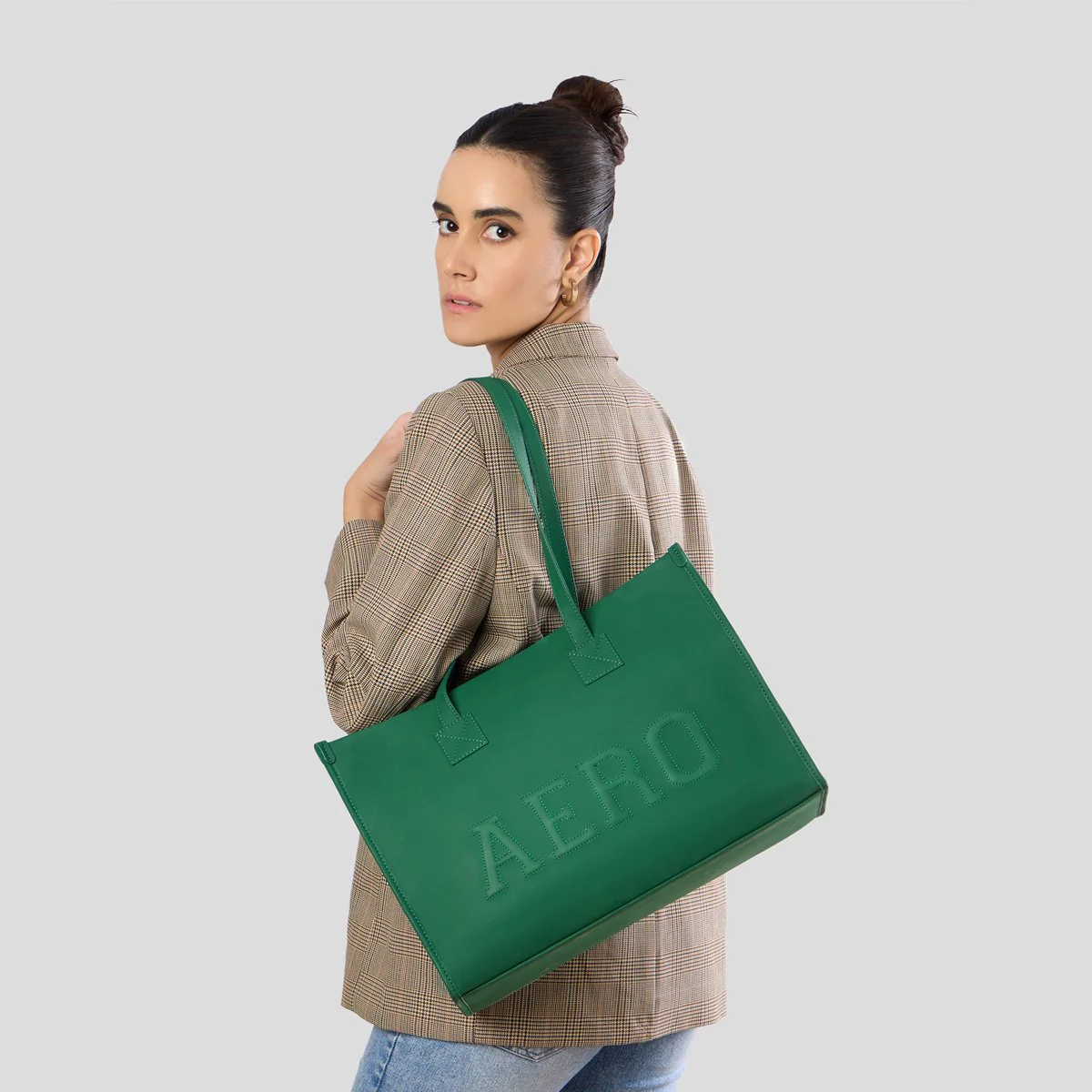 Aeropostale Aira Women's Tote - Image 2