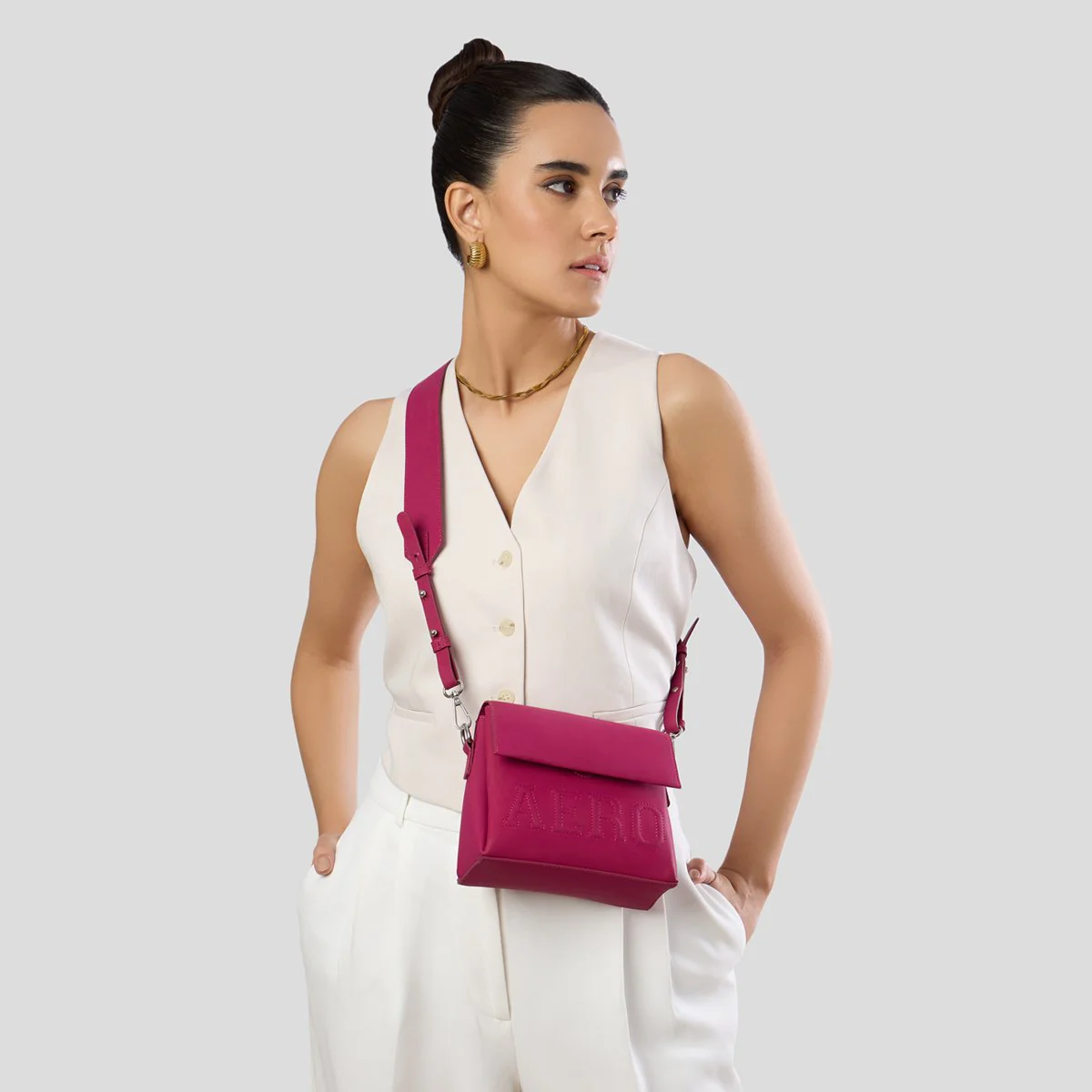 Aeropostale Marina Women's Sling - Image 2