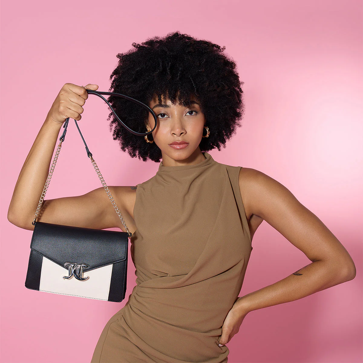 Juicy Couture Alvara Womens Shoulder Bag - Image 2