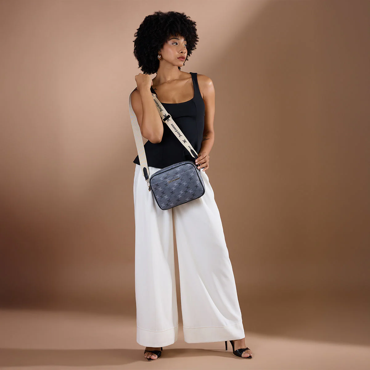 Juicy Couture Geovana Womens Crossbody - Image 2
