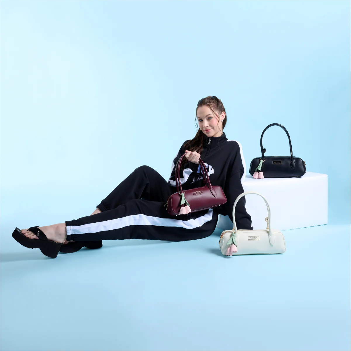 Juicy Couture Lineage Bloom Women's Baguette - Image 9