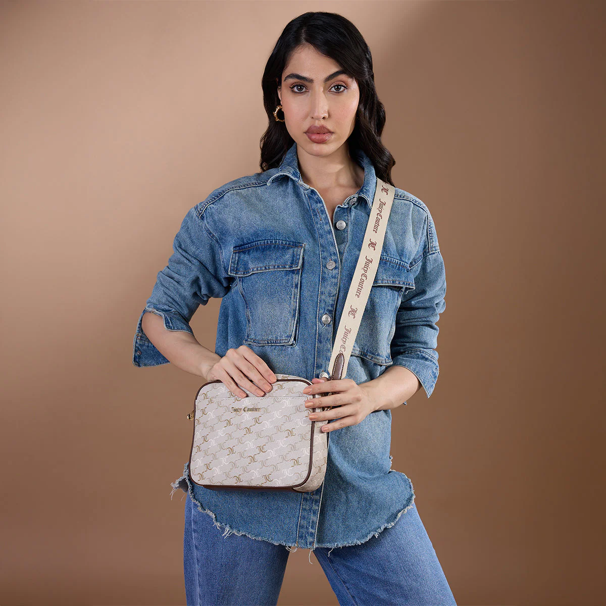Juicy Couture Lunetta Womens Crossbody - Image 2
