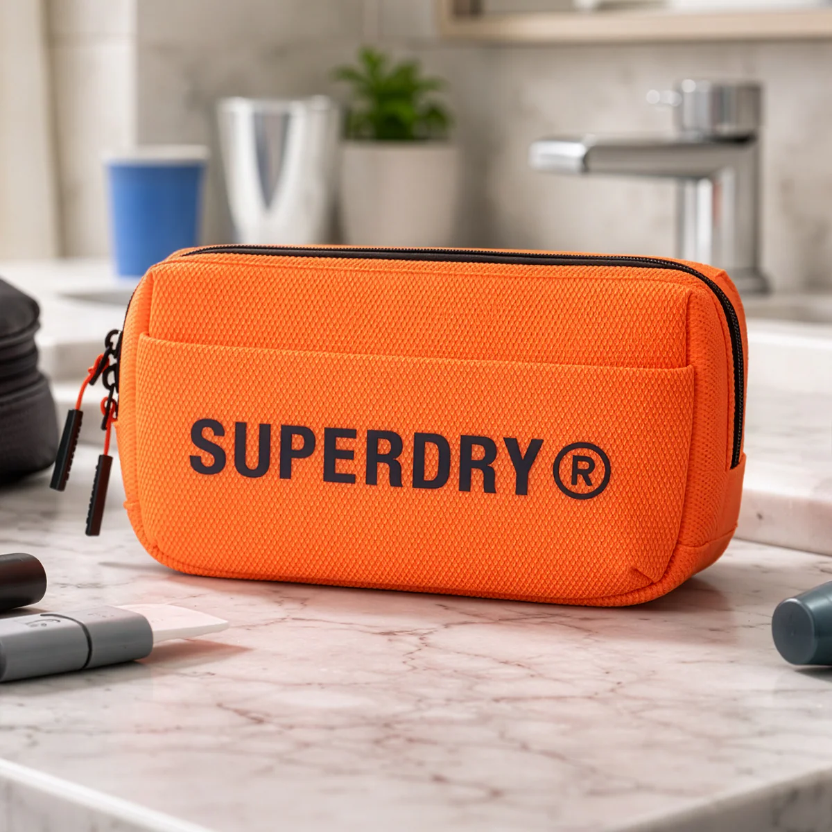 Superdry Axis Toiletry Case - Image 7