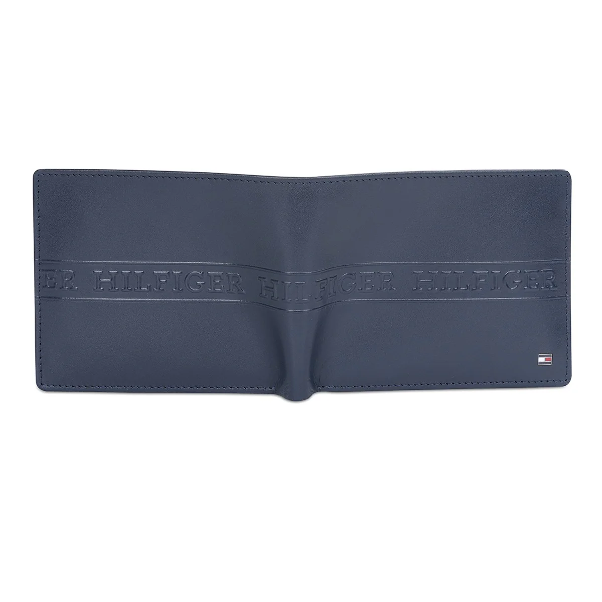 Tommy Hilfiger Benzonia Men's Passcase Wallet - Image 4