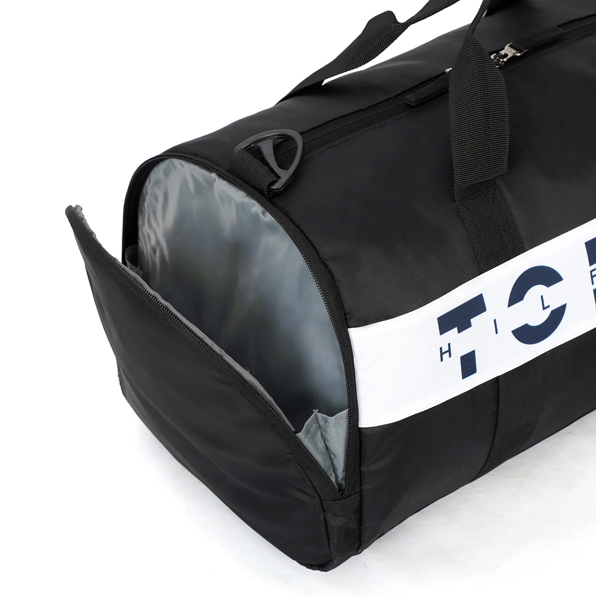 Tommy Hilfiger Callan Unisex Polyester Gym Bag - Image 6