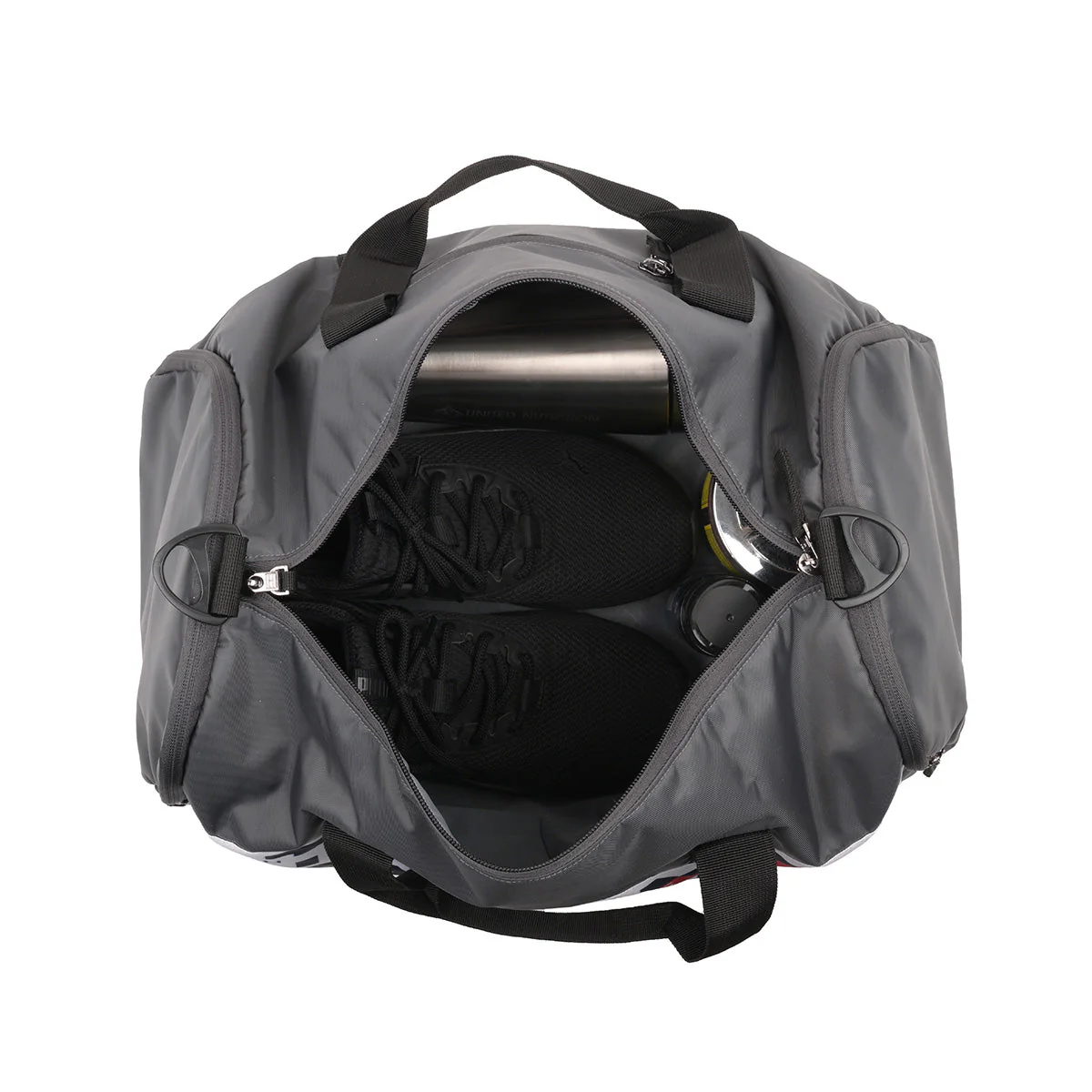 Tommy Hilfiger Callan Unisex Polyester Gym Bag - Image 8