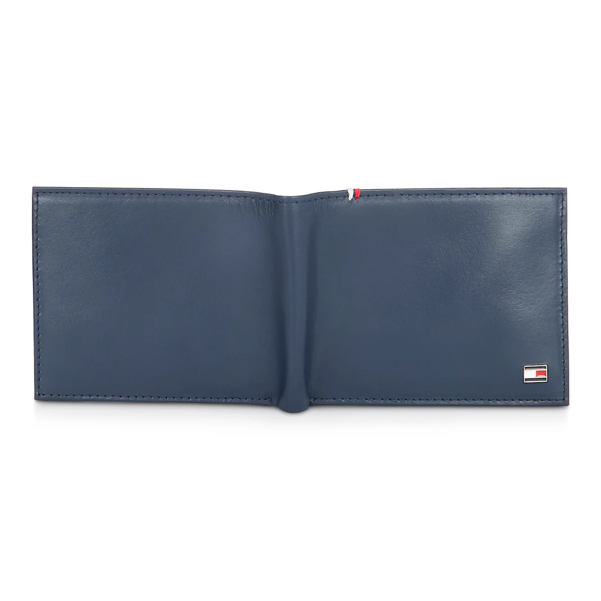 Tommy Hilfiger Checker Men's Passcase Wallet - Image 3