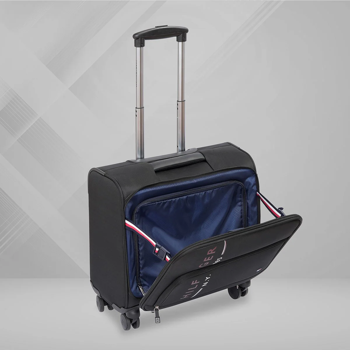 Tommy Hilfiger Clarkson Overnighter - Image 9
