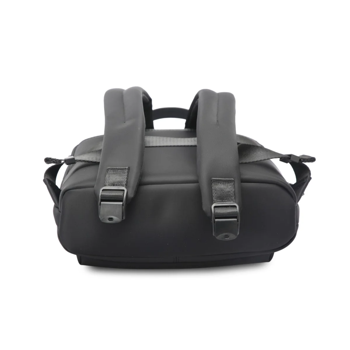 Tommy Hilfiger Crossett Premium Laptop Backpack - Image 9