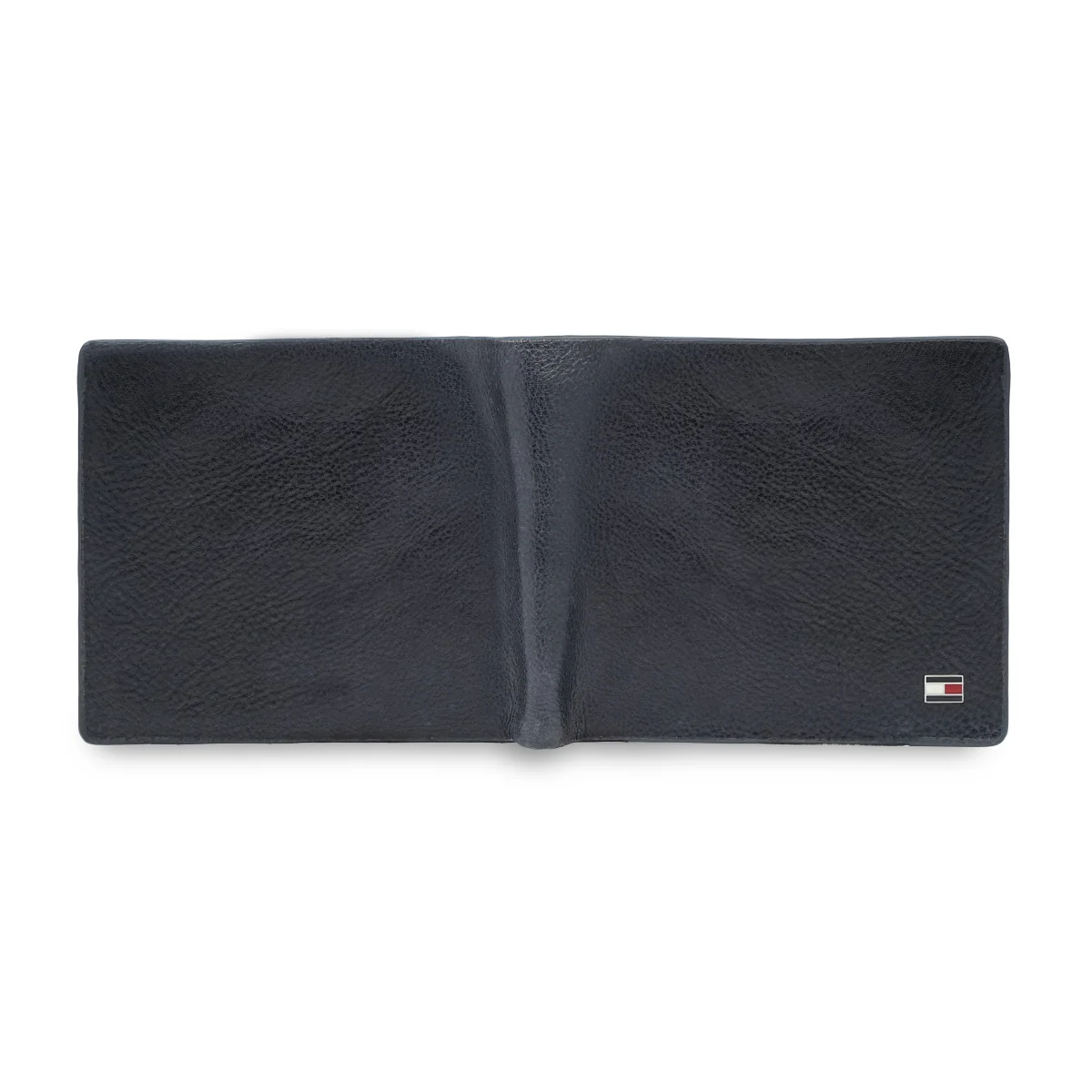 Tommy Hilfiger Damme Men's Passcase Wallet - Image 7