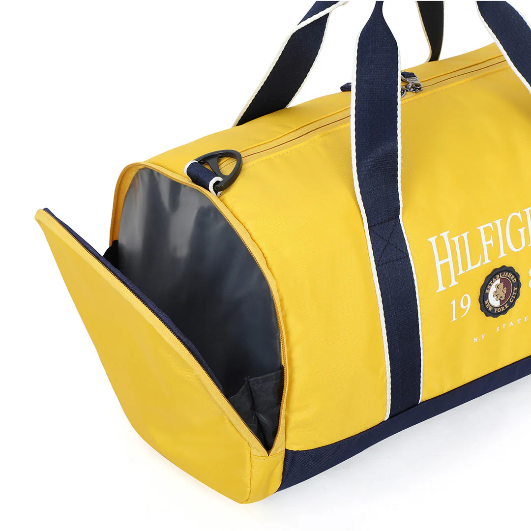 Tommy Hilfiger Demarcus Unisex Polyester Gym Bag - Image 6