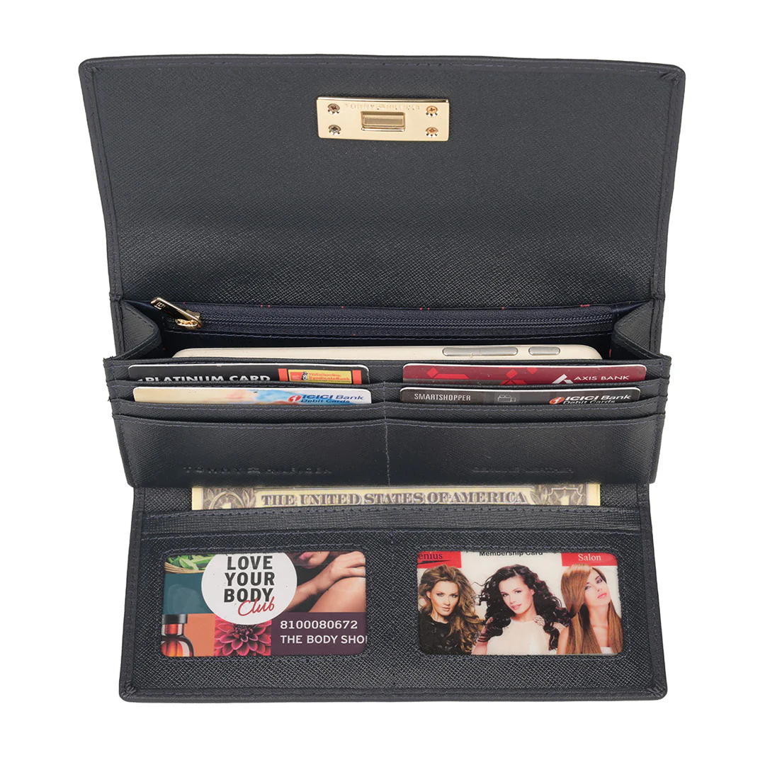 Tommy Hilfiger Ercina Women's Leather Wallet - Image 15