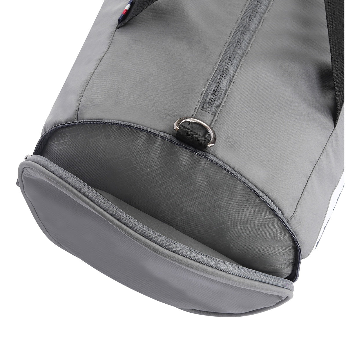 Tommy Hilfiger Insignia Duffle Bags - Image 7