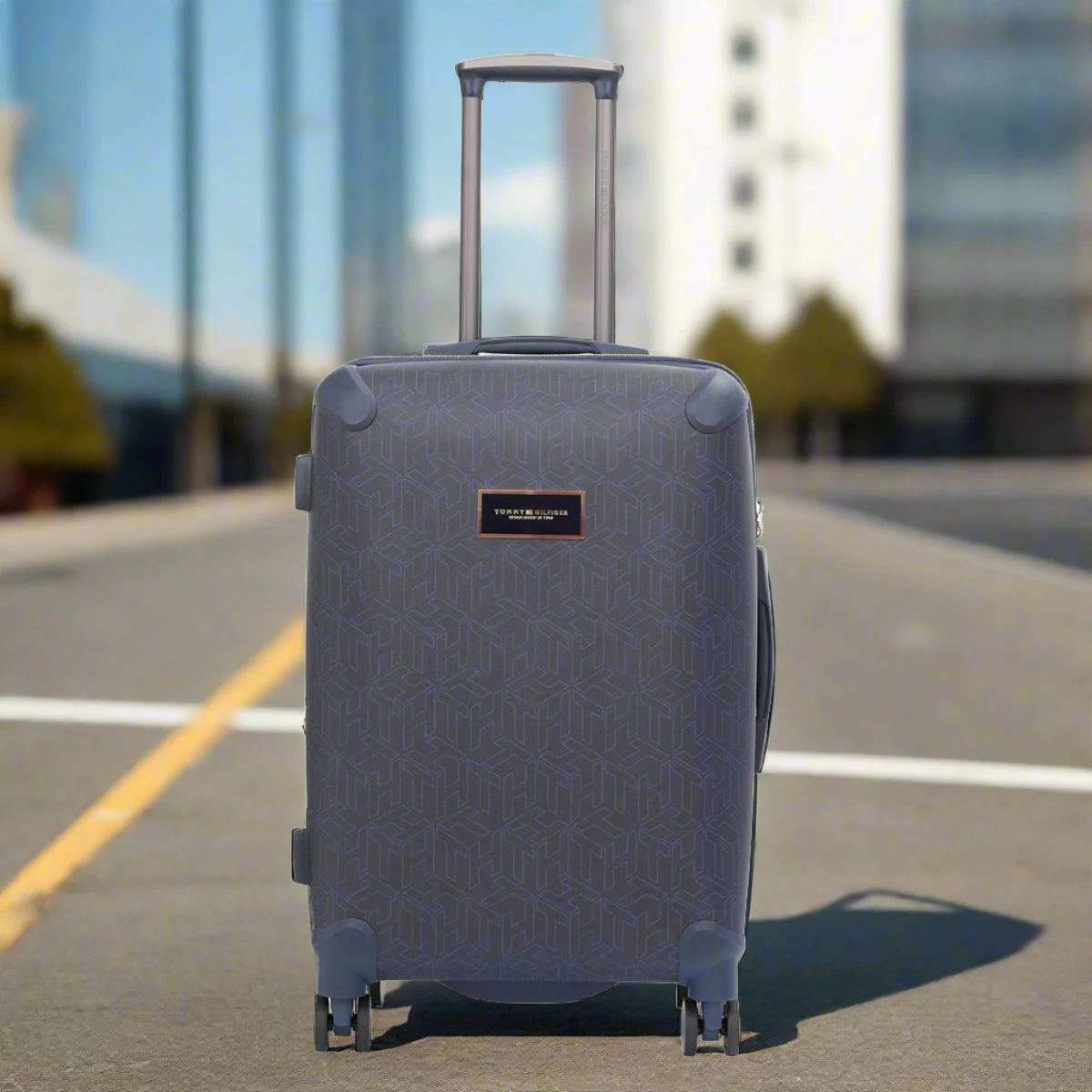 Tommy Hilfiger Jazz Hybrid Luggage - Image 12