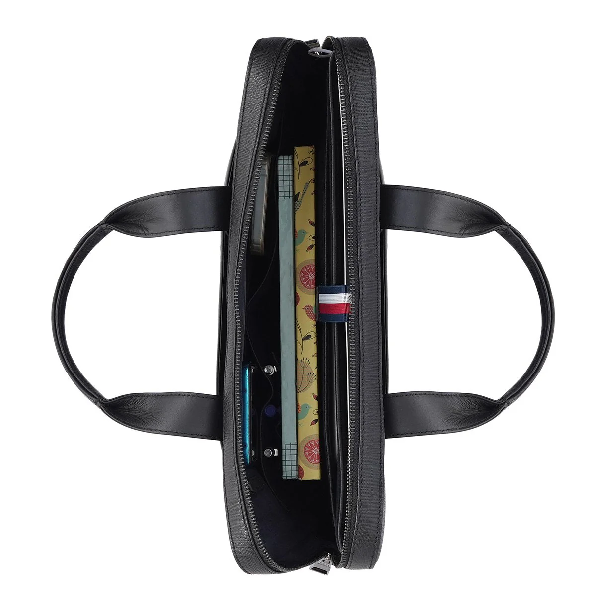 Tommy Hilfiger Livingston Business Case - Image 16