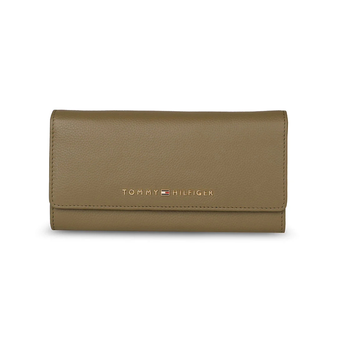 Tommy Hilfiger Mariam Women's Leather Flap Wallet - Image 8