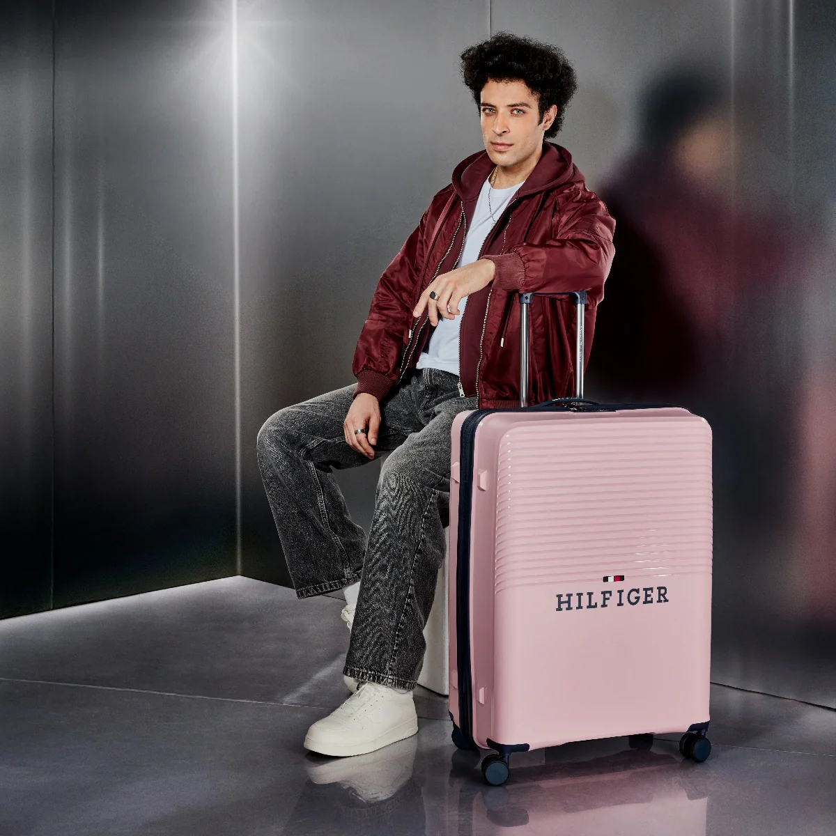 Tommy Hilfiger Mckinley Hard Luggage - Image 2