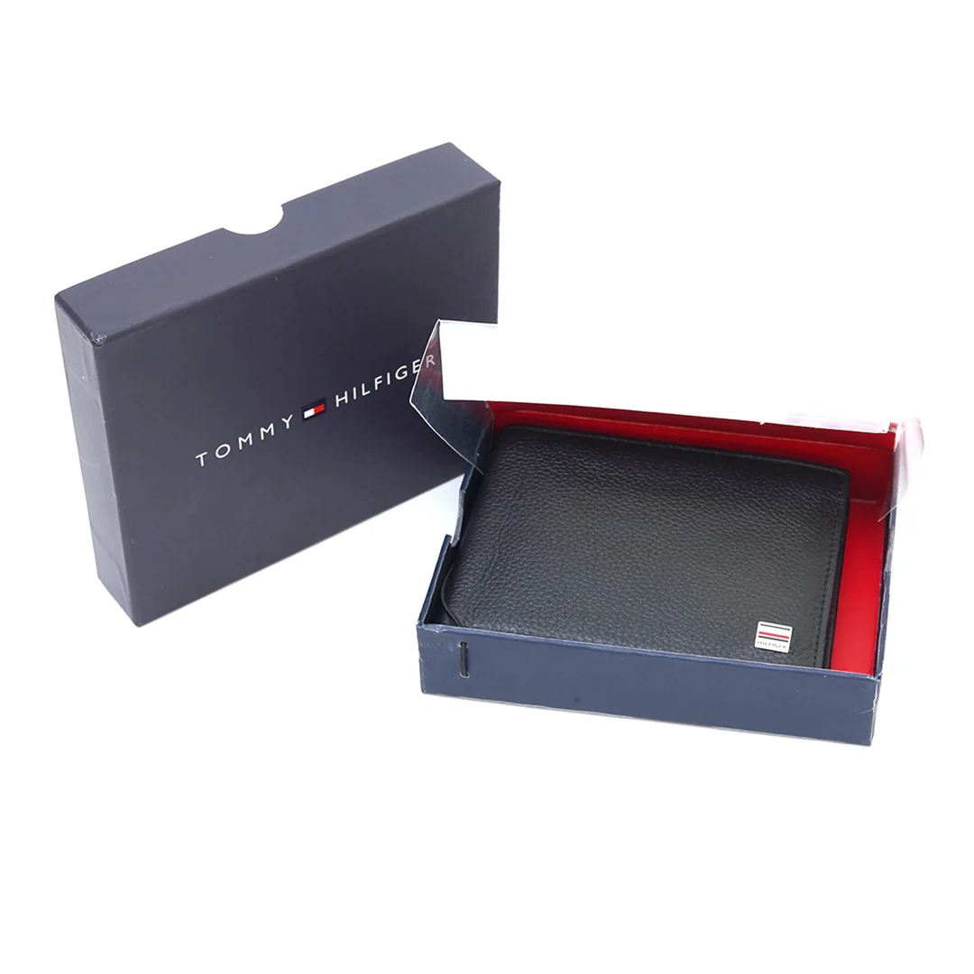 Tommy Hilfiger Nixon Men's Leather Global Coin Wallet - Image 8
