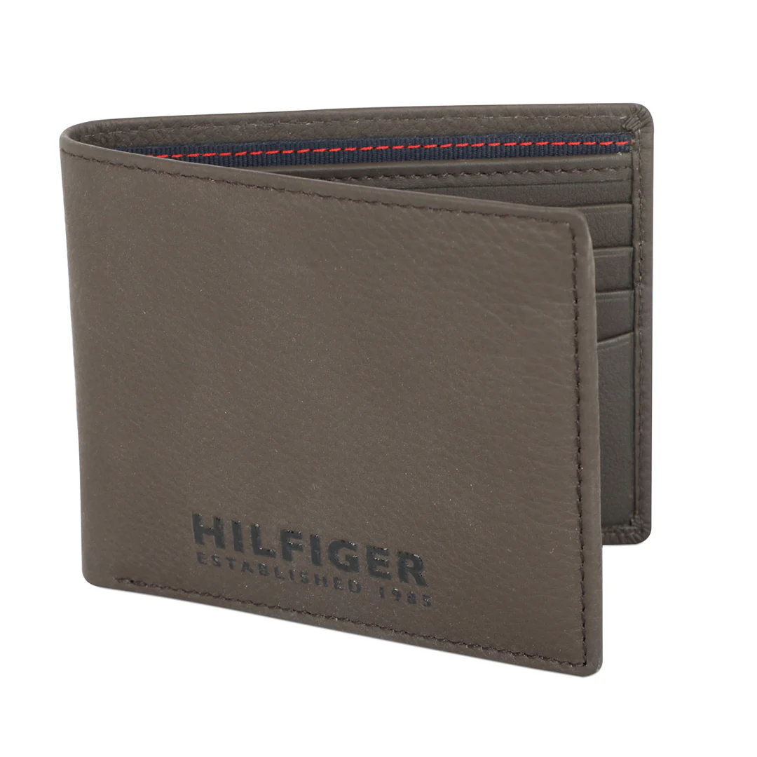 Tommy Hilfiger Rocco Men's Leather Passcase Wallet - Image 2