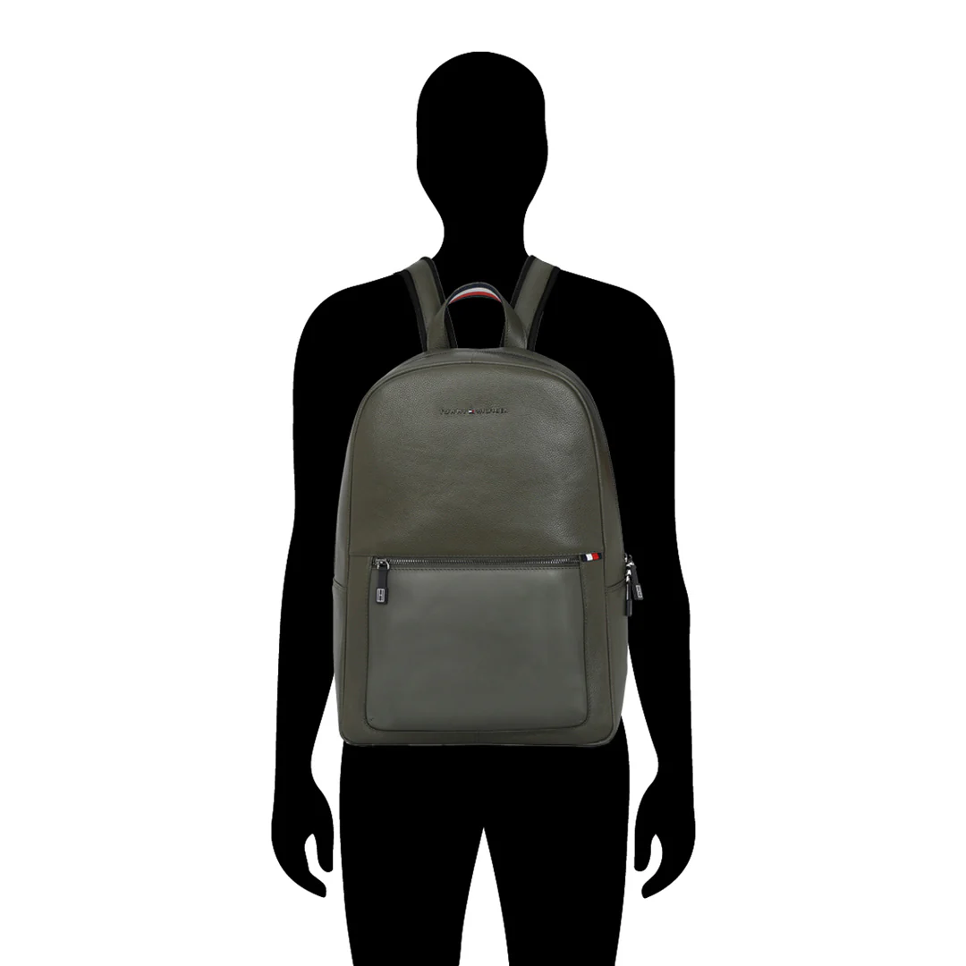 Tommy Hilfiger Premium Leather Line Rochester Laptop Backpack - Image 7