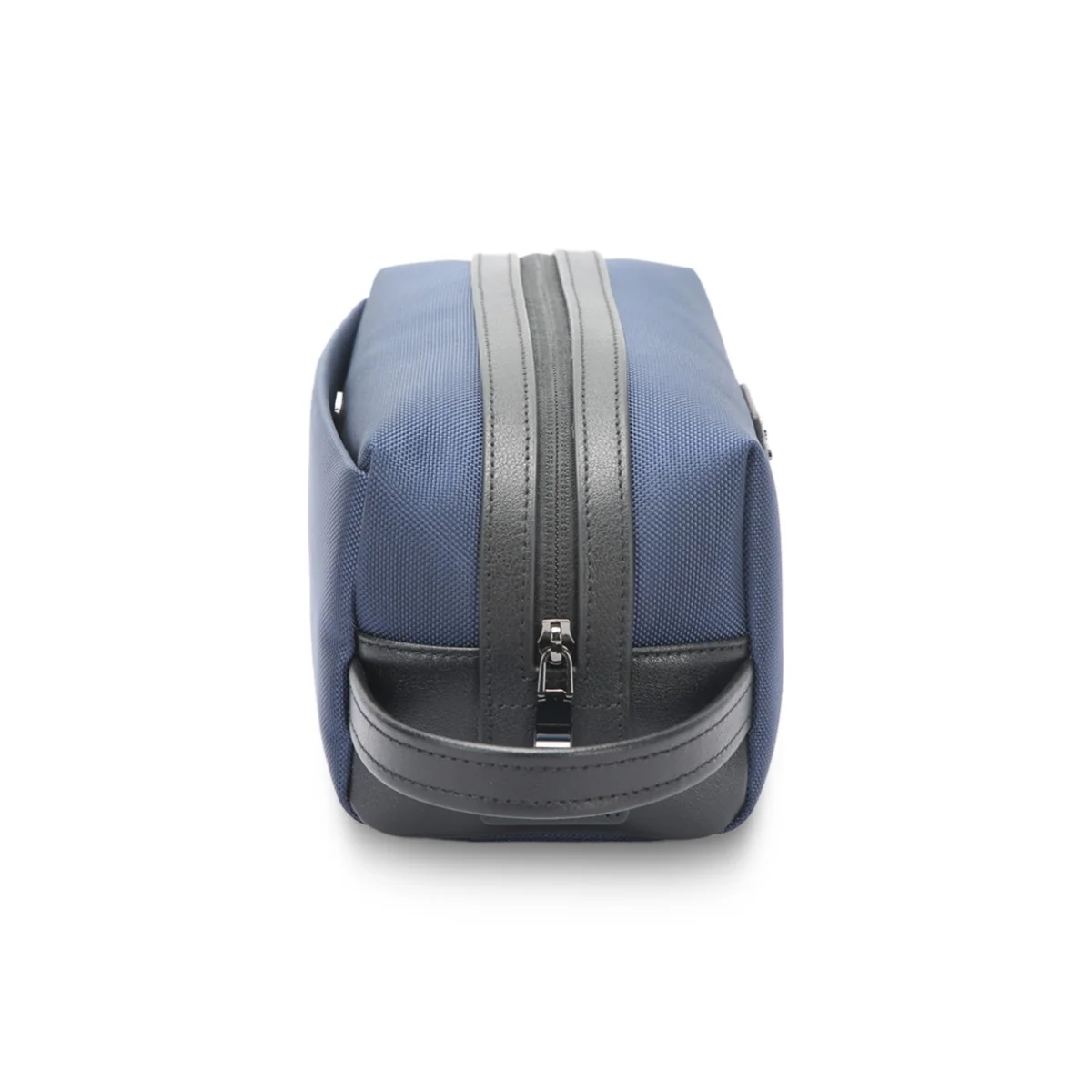 Tommy Hilfiger Rumford Toiletry Case - Image 4