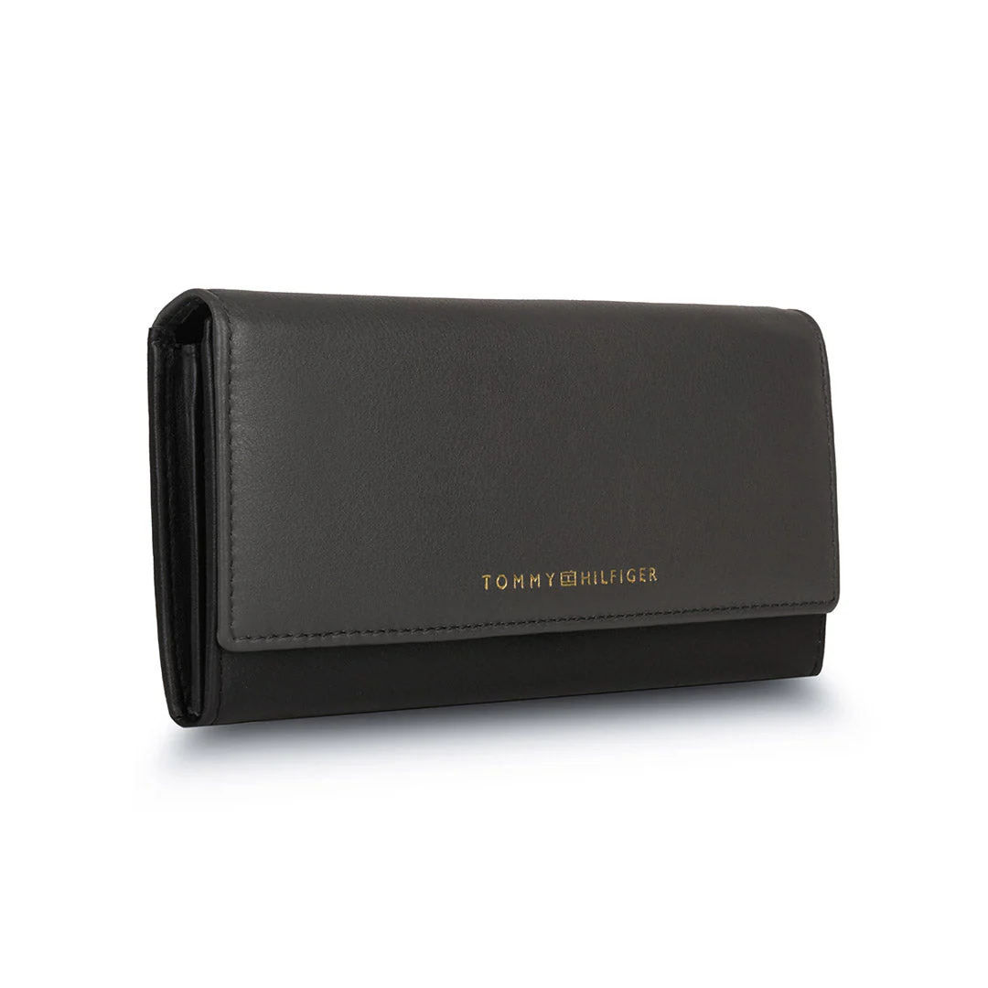 Tommy Hilfiger Taliyah Women's Leather Flap Wallet-Grey - Image 2