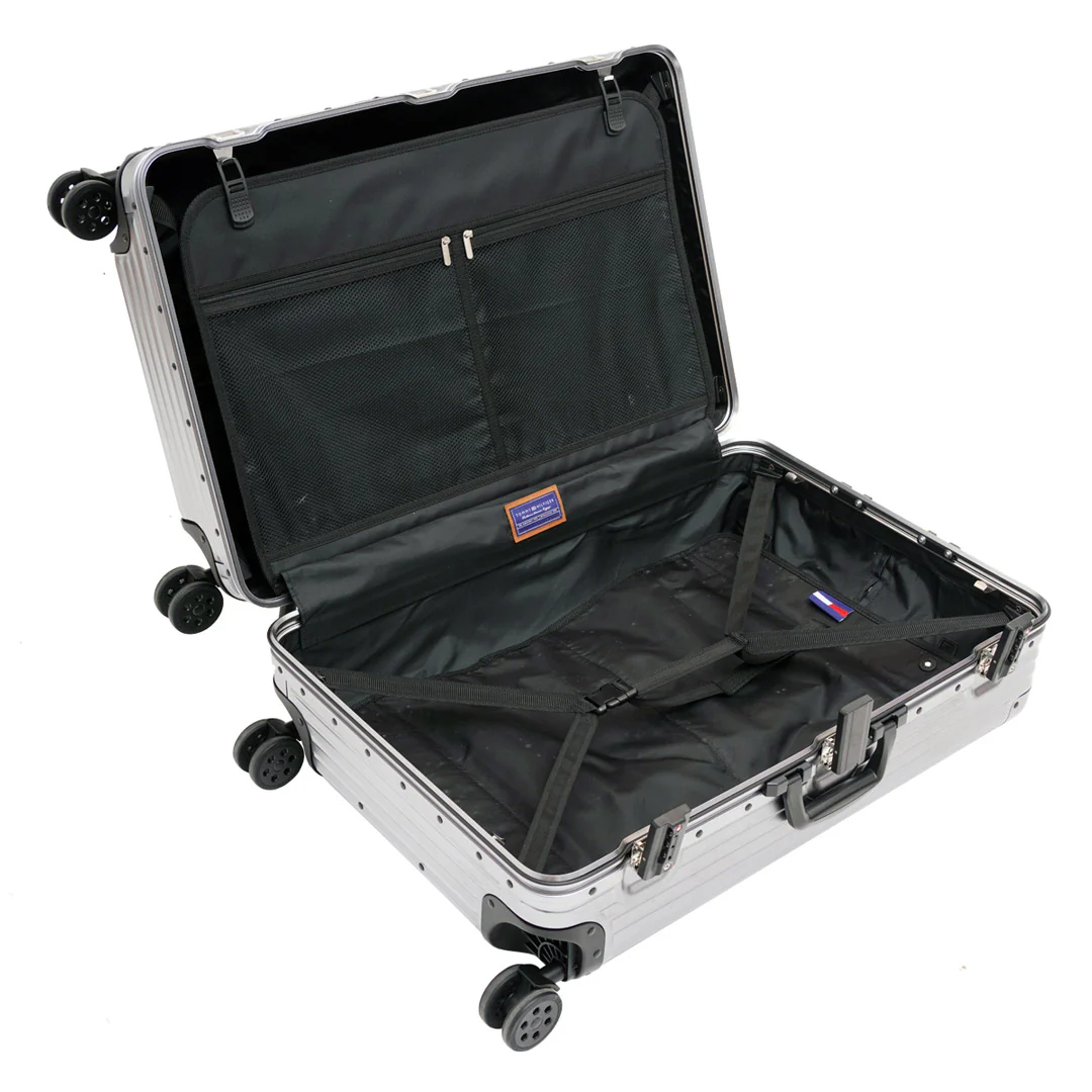 Tommy Hilfiger Titanium Series Aluminum Hard Luggage - Image 6