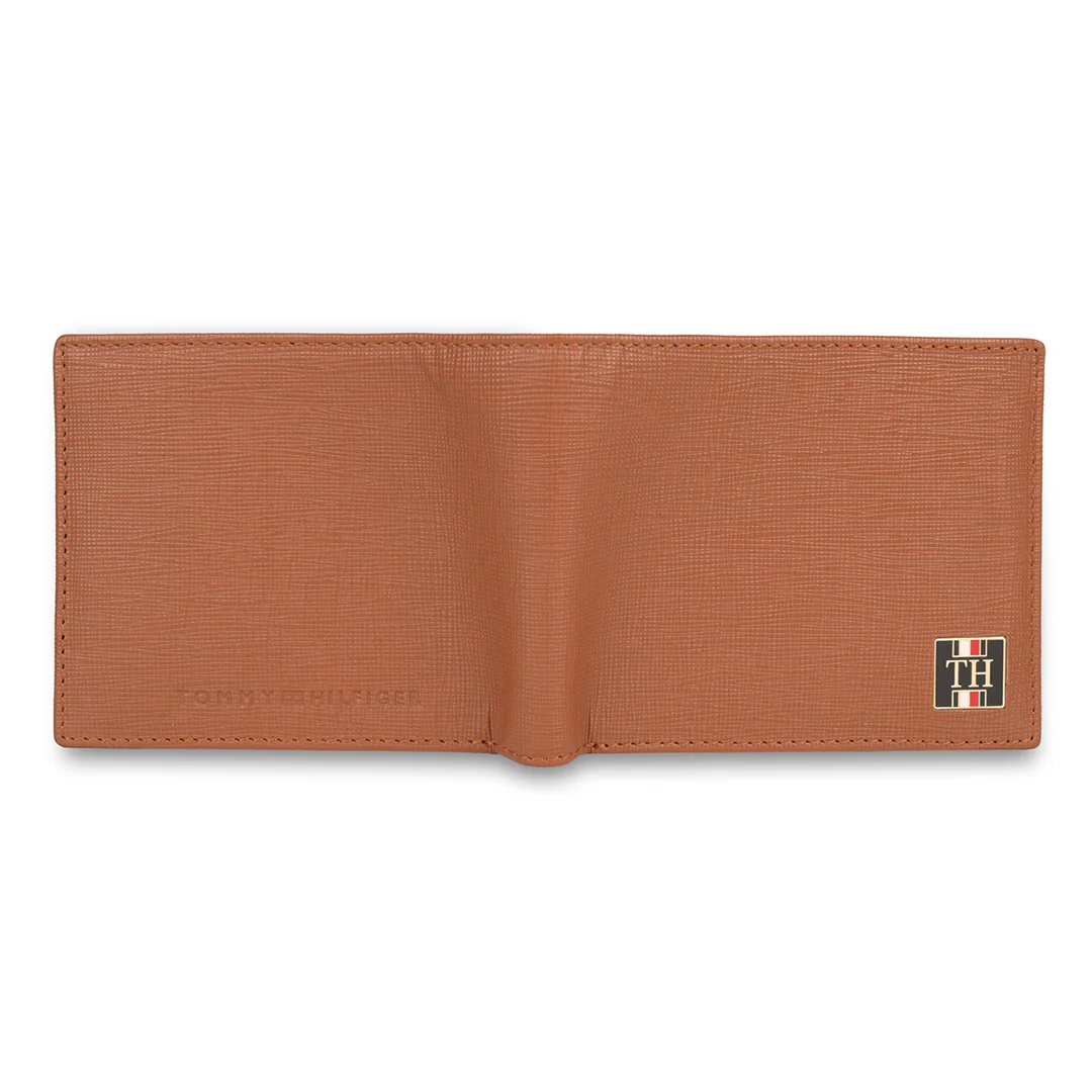 Tommy Hilfiger Vincen Men's Leather Passcase Wallet - Image 5