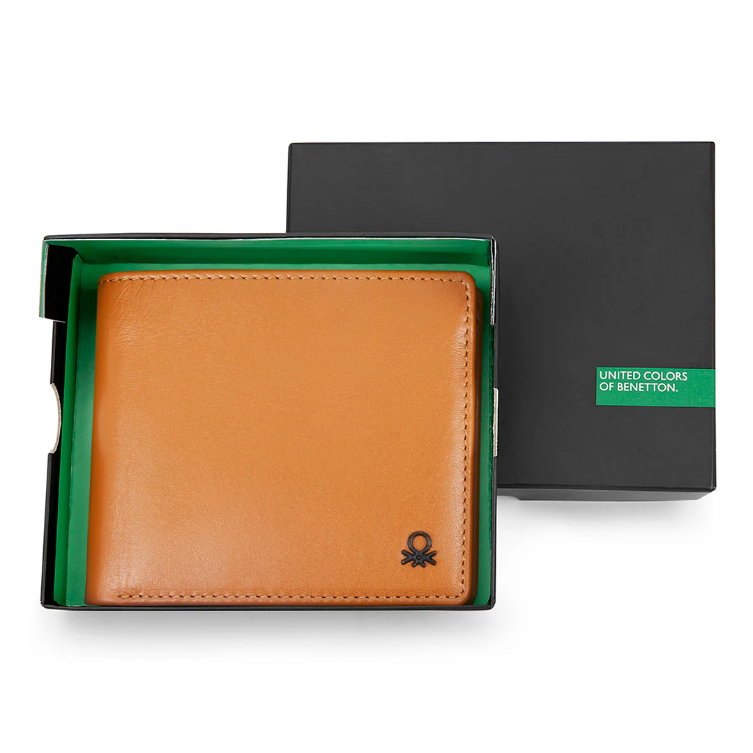 United Colors of Benetton Brenon Men's Leather Global Coin Wallet - Image 15
