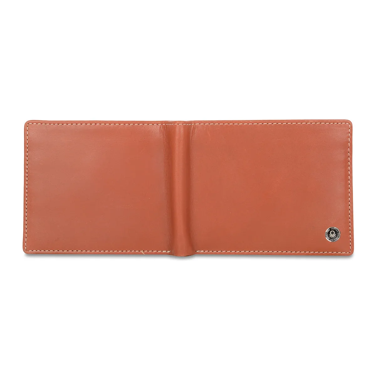 United Colors of Benetton Bron Men's Leather Passcase Wallet - Image 6