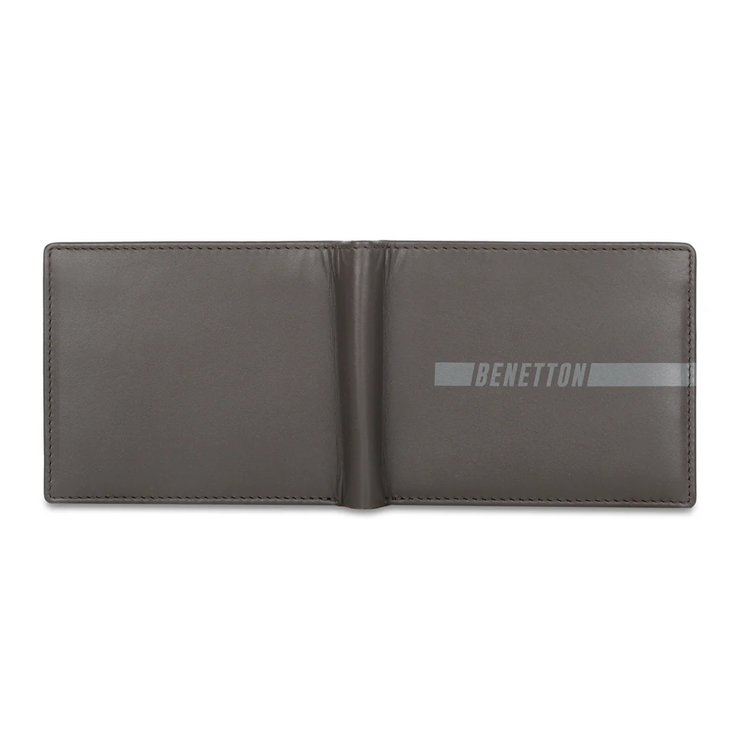 United Colors of Benetton Cloyd Men's Leather Passcase Wallet - Image 6