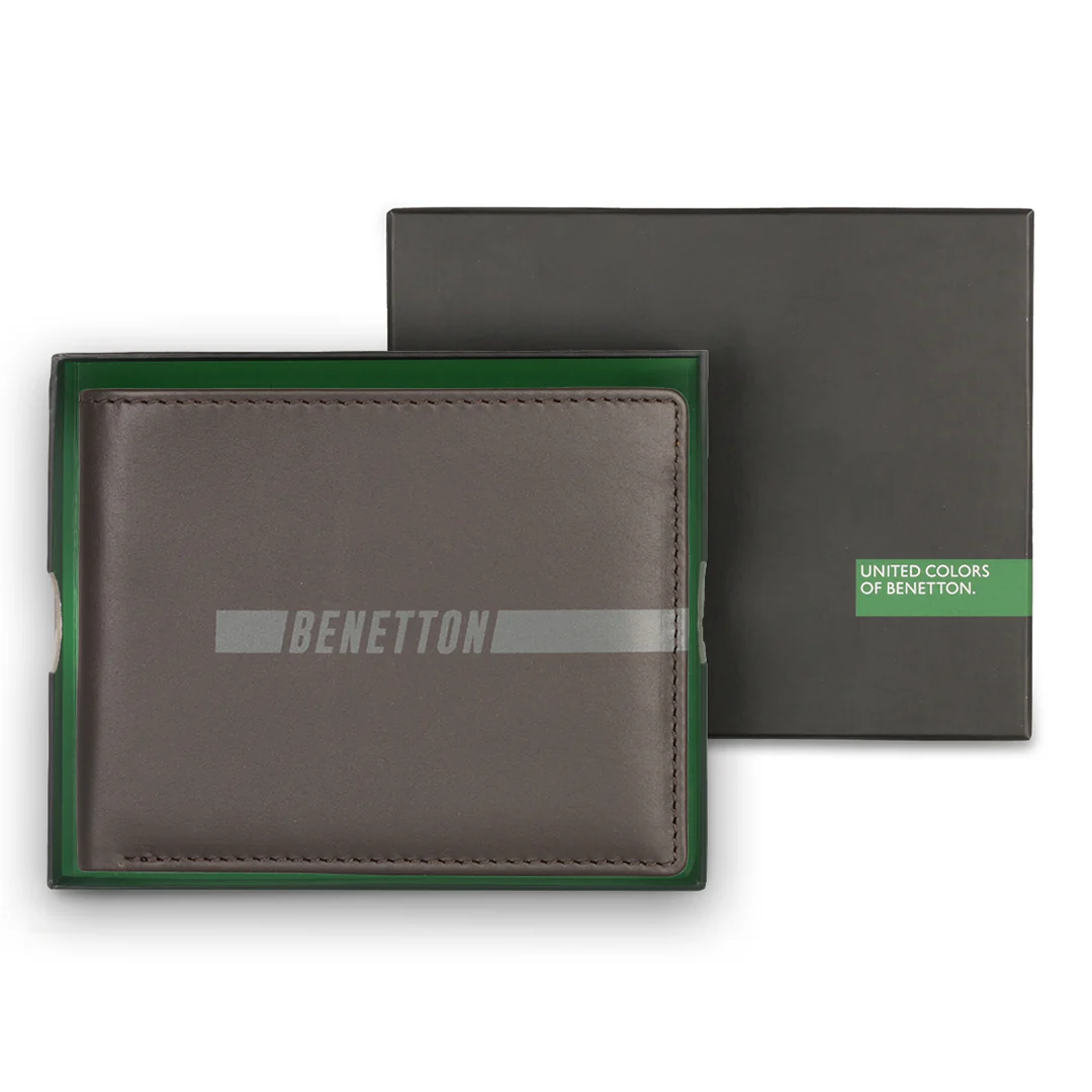 United Colors of Benetton Cloyd Men's Leather Passcase Wallet - Image 7