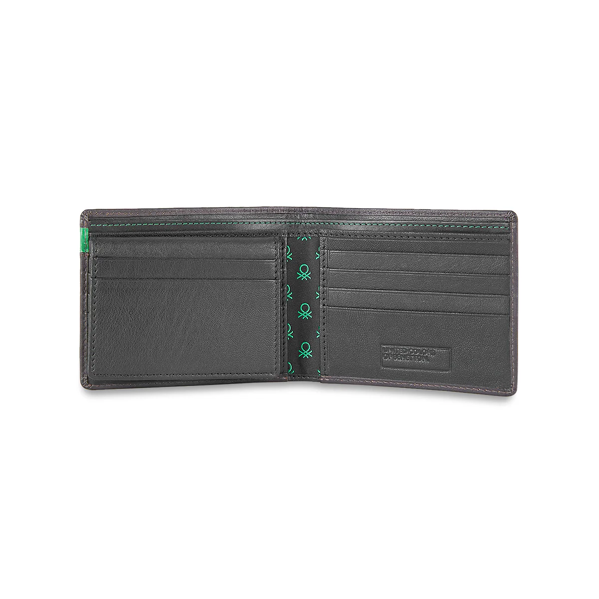 United Colors of Benetton Corvin Men's Leather Passcase Wallet - Image 5