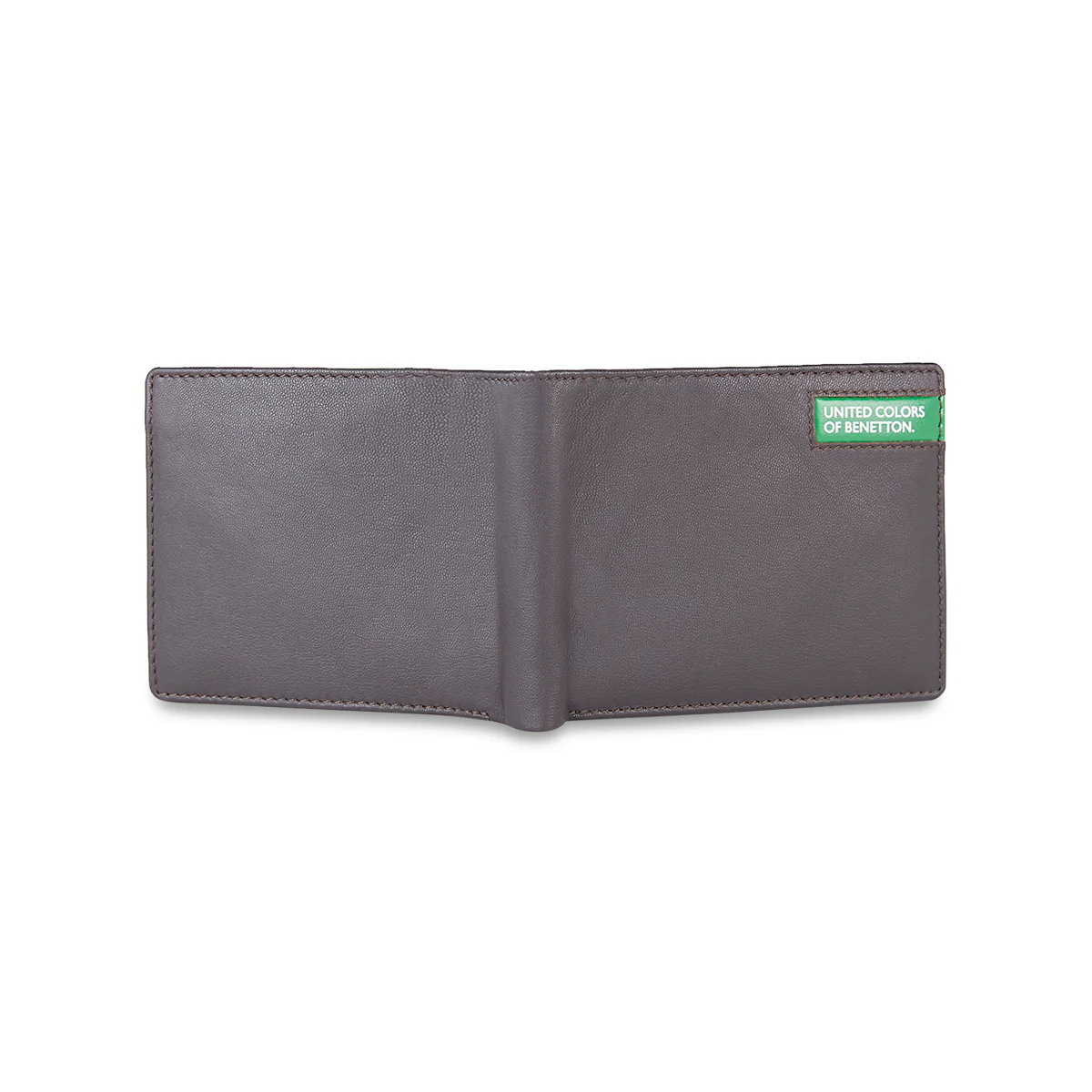 United Colors of Benetton Corvin Men's Leather Passcase Wallet - Image 6