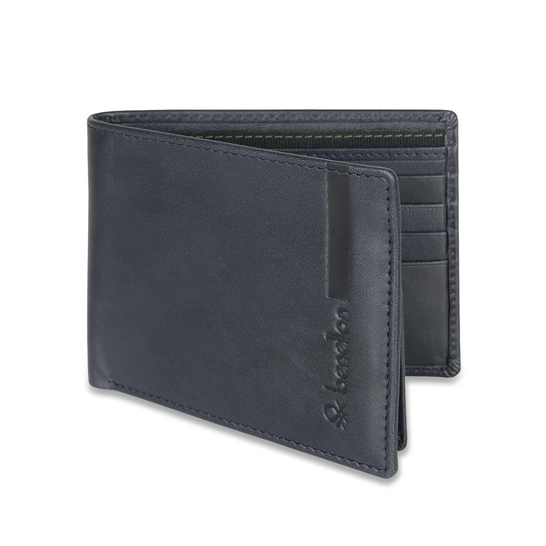 United Colors of Benetton Reece Men's Leather Passcase Wallet - Image 2