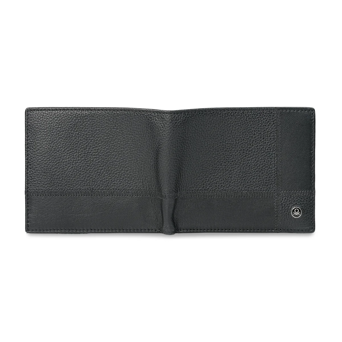 United Colors of Benetton Aachen Men's Passcase Wallet - Image 7