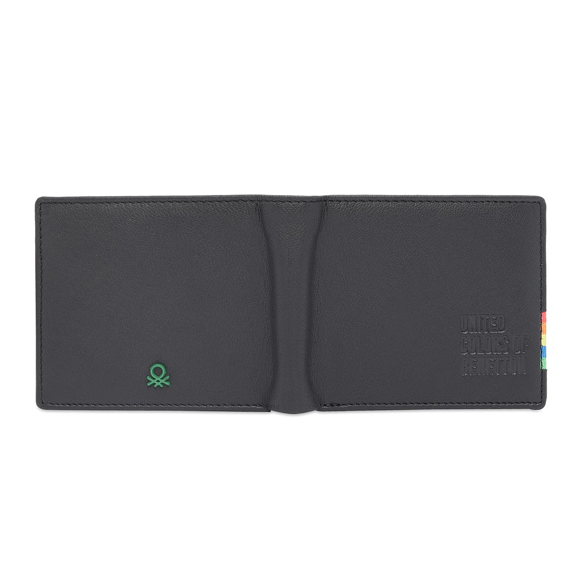 United Colors of Benetton Kinman Men's Passcase Wallet - Image 4
